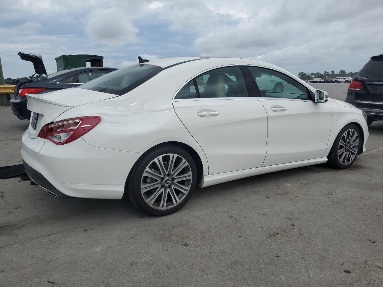 2018 Mercedes-Benz Cla 250 VIN: WDDSJ4EB2JN670327 Lot: 61939684