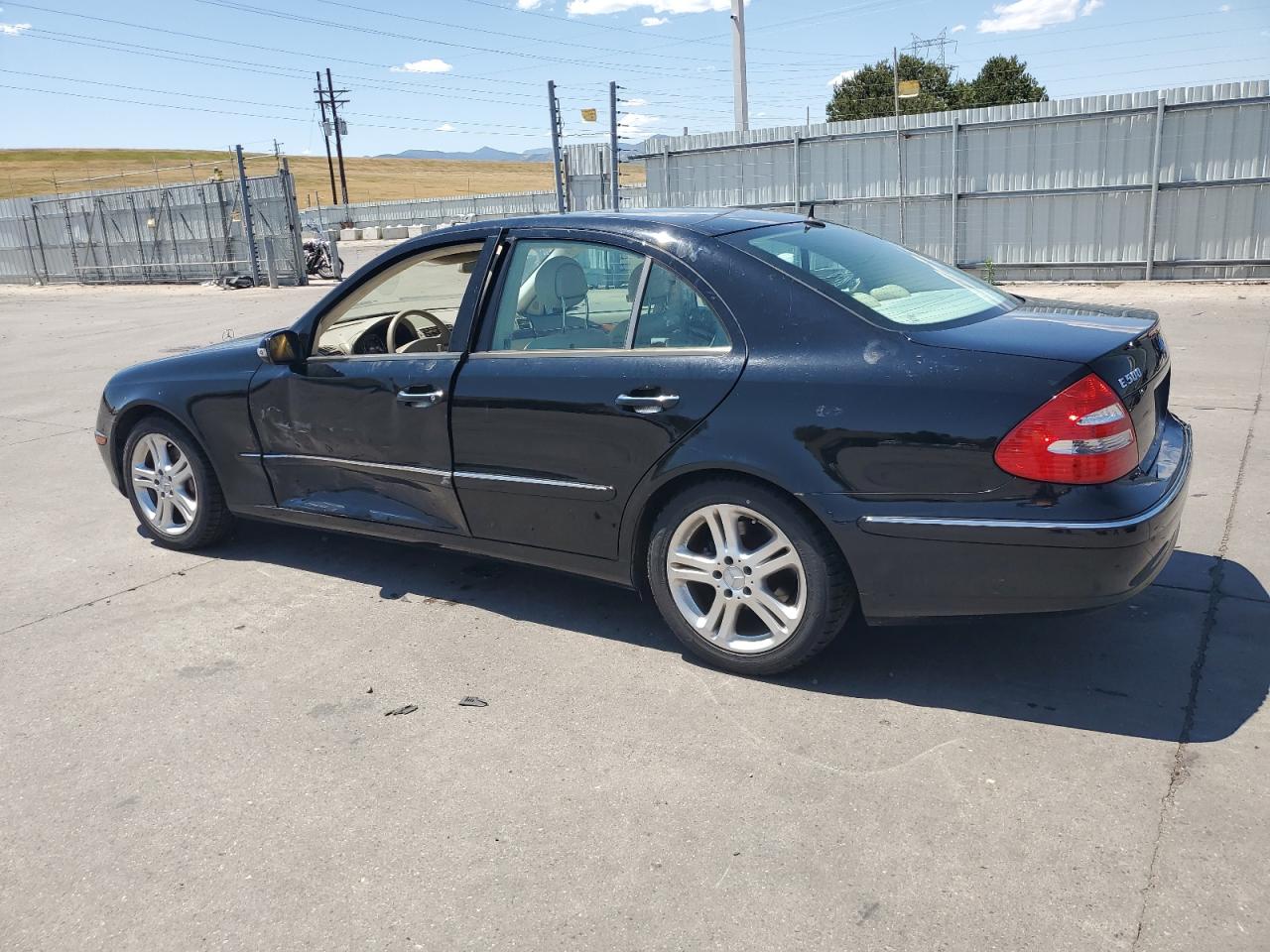 WDBUF70J15A677527 2005 Mercedes-Benz E 500