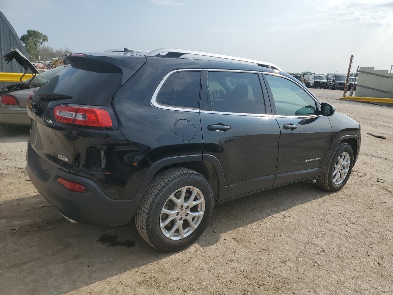 1C4PJMCS6FW599718 2015 Jeep Cherokee Latitude