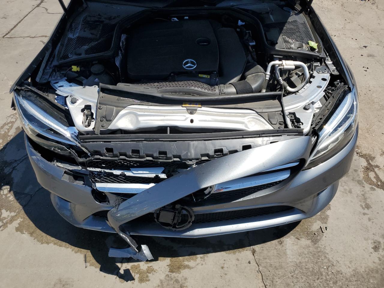 55SWF8EB5KU290224 2019 Mercedes-Benz C 300 4Matic