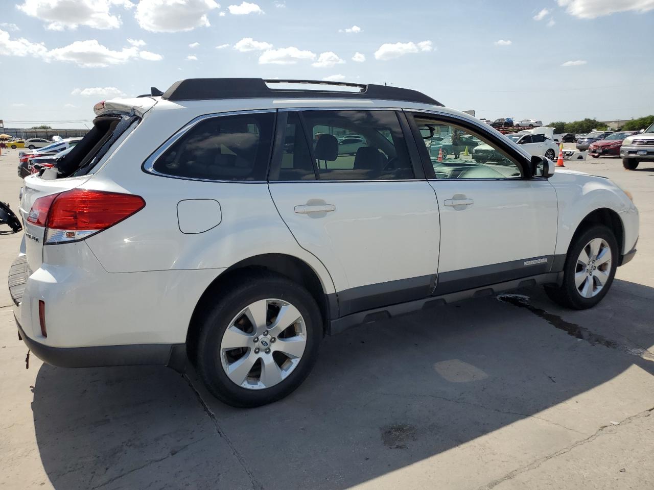 4S4BRCKC3B3433445 2011 Subaru Outback 2.5I Limited