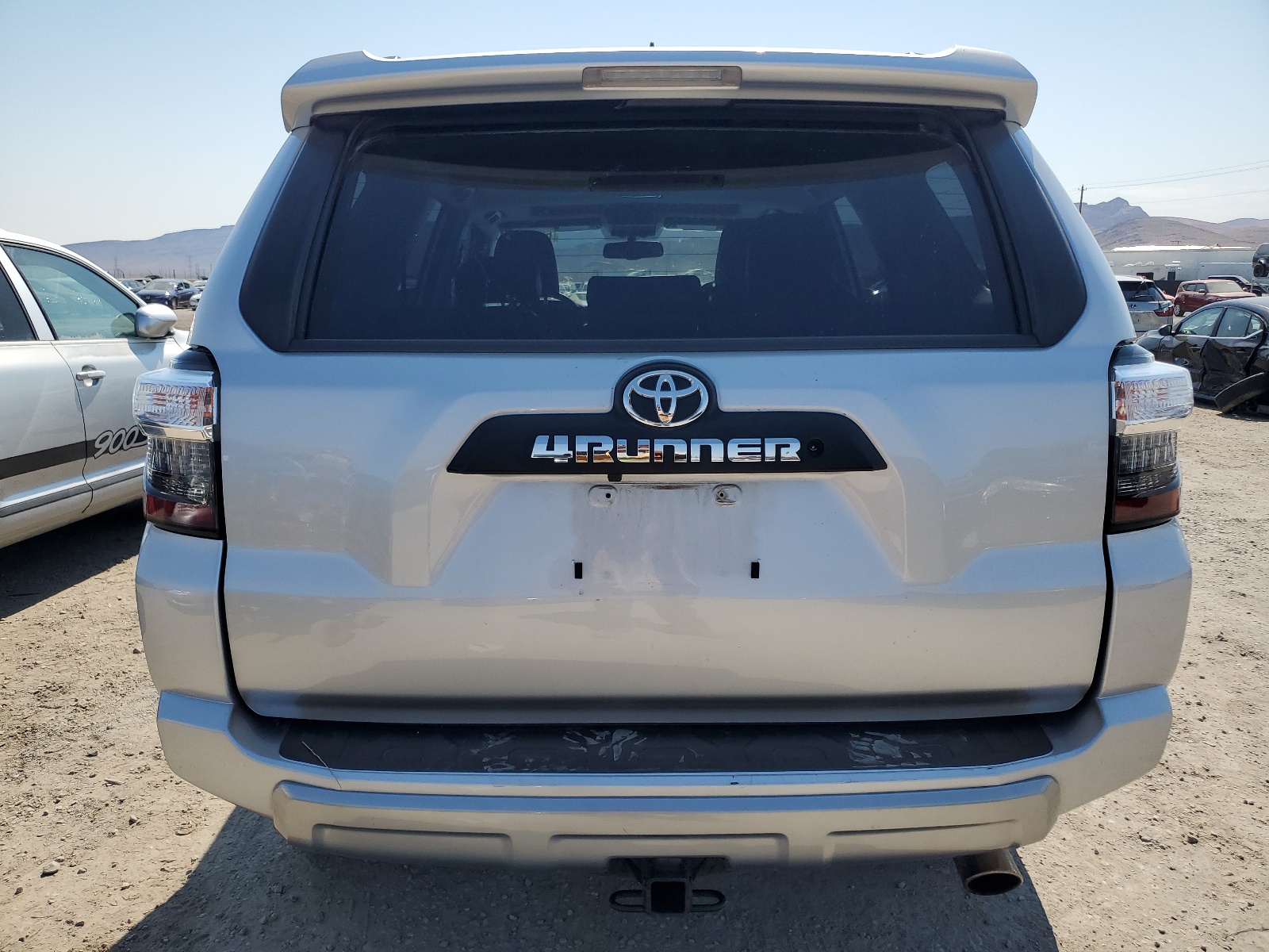 JTEBU5JR2K5648044 2019 Toyota 4Runner Sr5