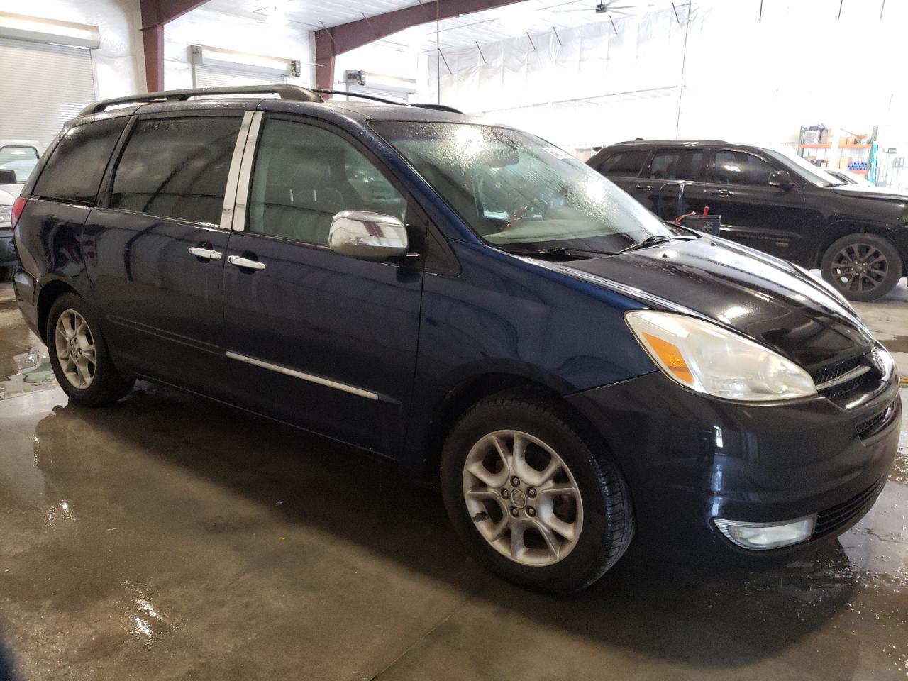 2004 Toyota Sienna Xle VIN: 5TDZA22C34S071445 Lot: 65407354