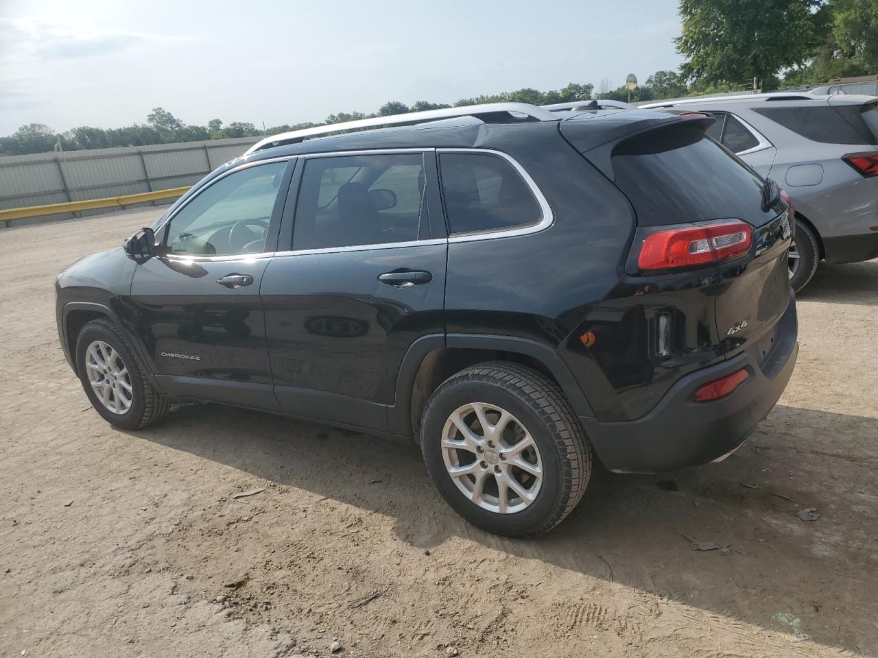 1C4PJMCS6FW599718 2015 Jeep Cherokee Latitude