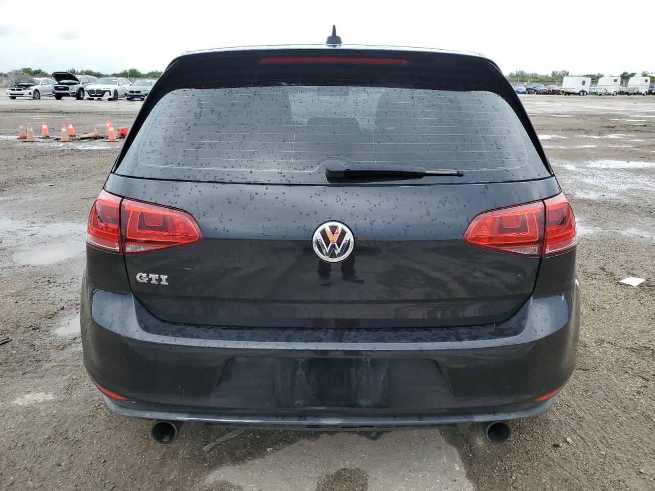 2015 Volkswagen Gti VIN: 3VW4T7AU2FM040103 Lot: 61130024