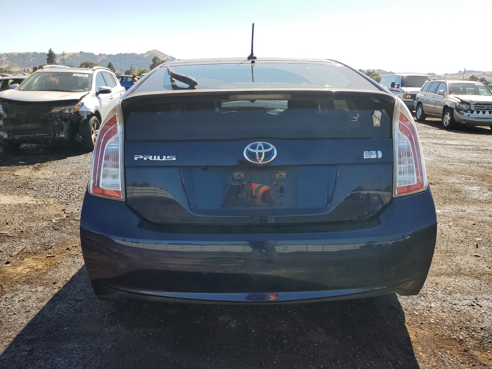 JTDKN3DU2E1751031 2014 Toyota Prius