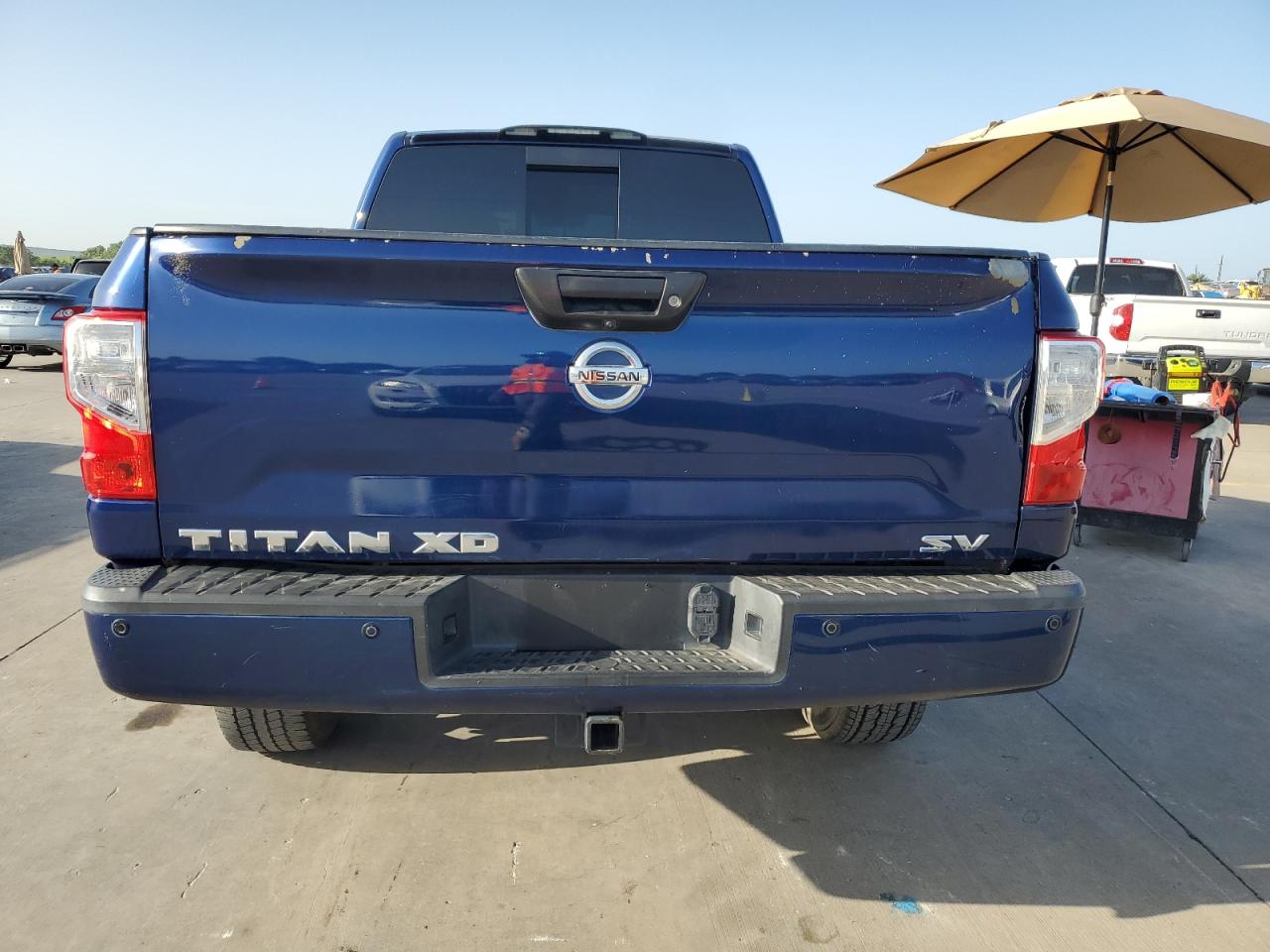 1N6AA1F22HN553678 2017 Nissan Titan Xd Sl