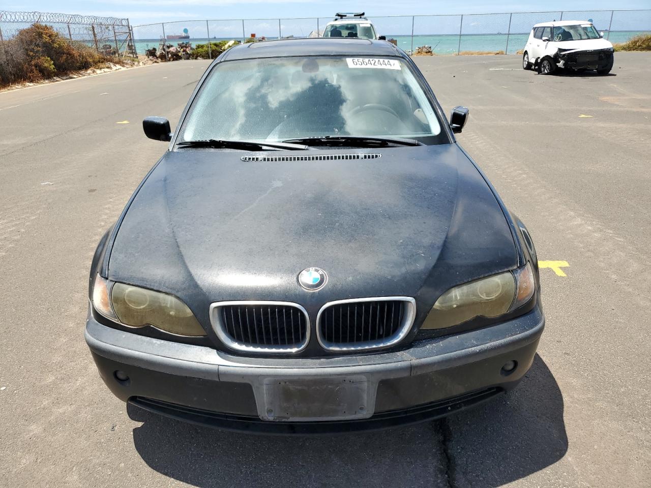 WBAEV33454KR34623 2004 BMW 325 I