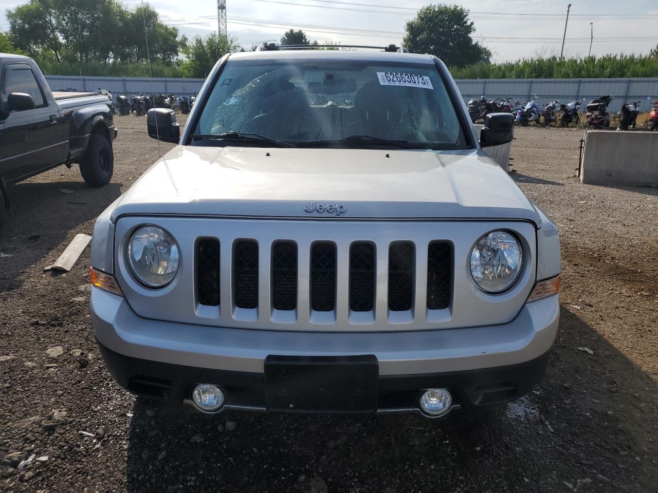 1J4NT4GB8BD169166 2011 Jeep Patriot Latitude