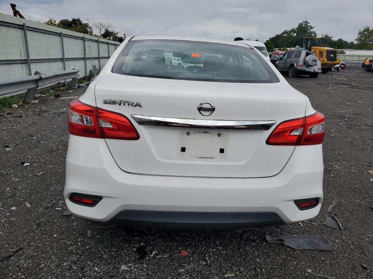 3N1AB7AP8HY323526 2017 Nissan Sentra S