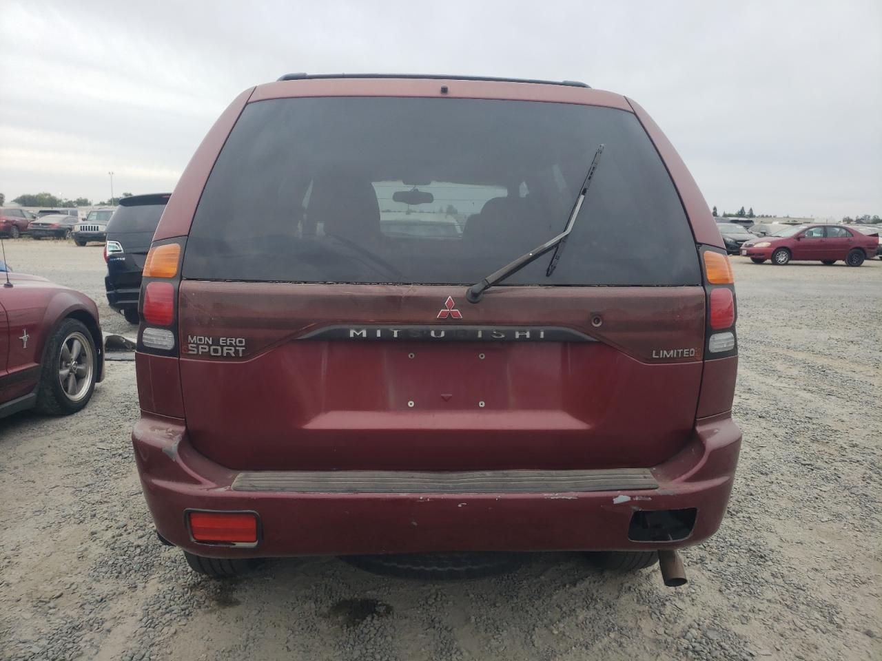 2000 Mitsubishi Montero Sport Limited VIN: JA4LS41R3YP062372 Lot: 68771094