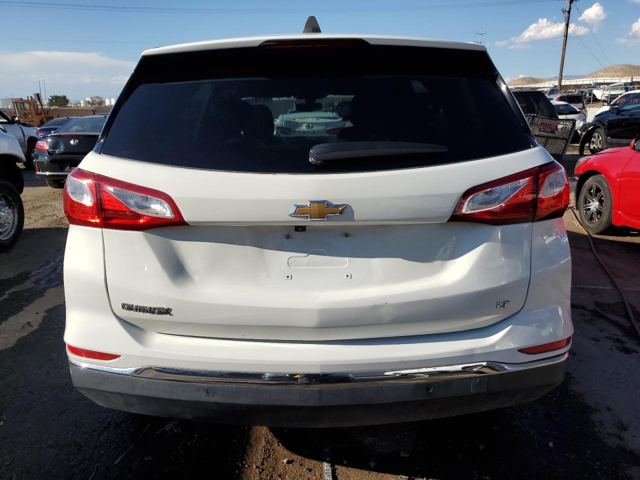 3GNAXJEV5JS555148 2018 Chevrolet Equinox Lt