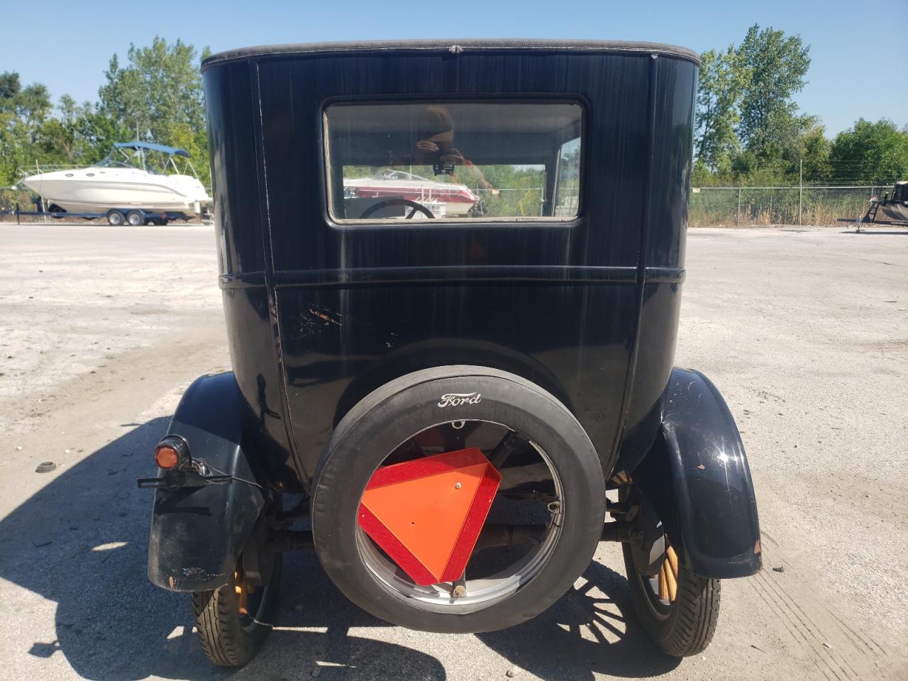 12418191 1926 Ford Model T