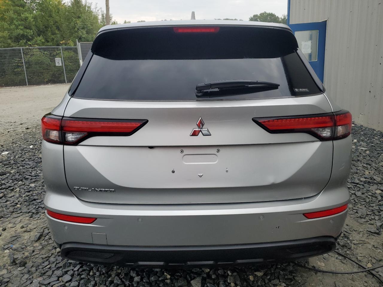 2023 Mitsubishi Outlander Es VIN: JA4J4TA86PZ021787 Lot: 68971454