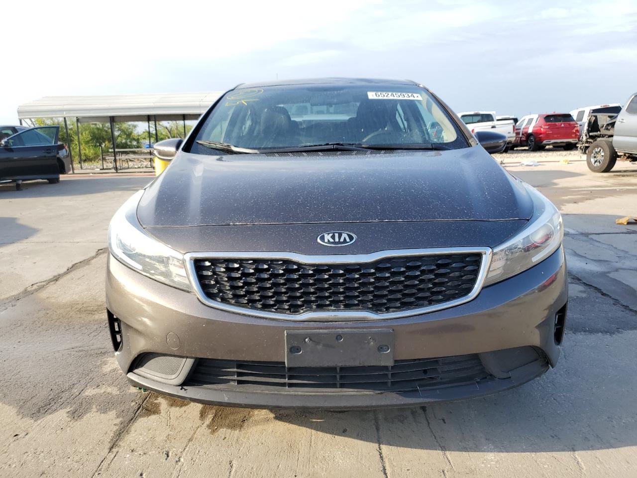 3KPFK4A78HE158256 2017 Kia Forte Lx