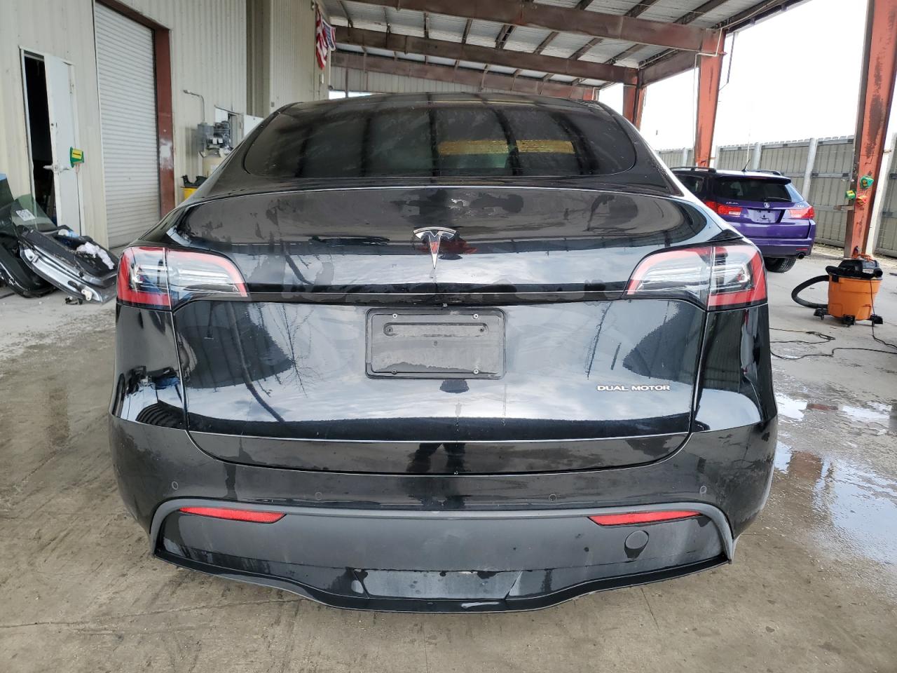 7SAYGDEE8NA005983 2022 Tesla Model Y