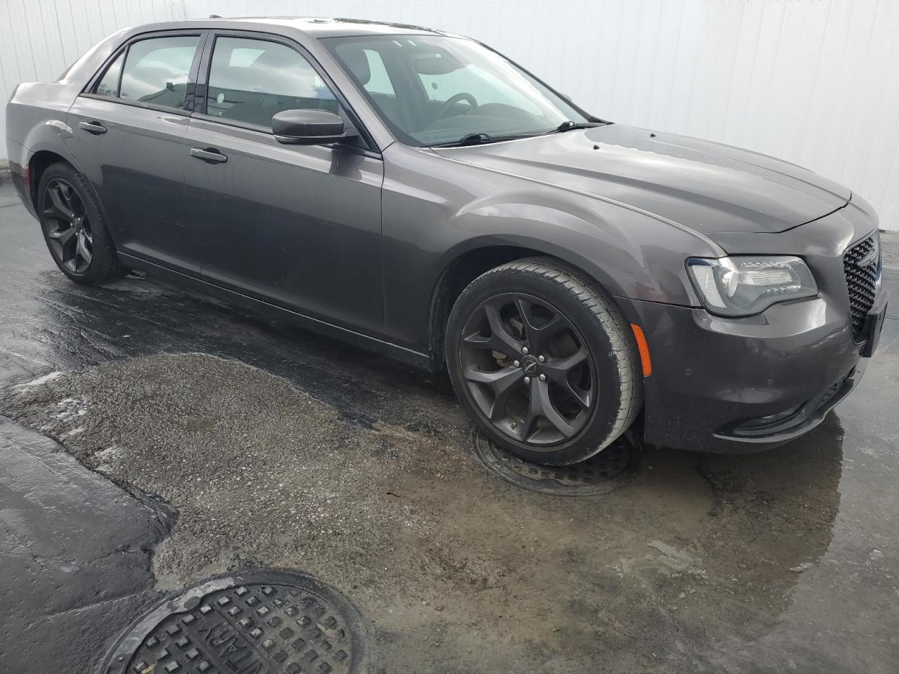 2023 Chrysler 300 S VIN: 2C3CCABG0PH537630 Lot: 68331504