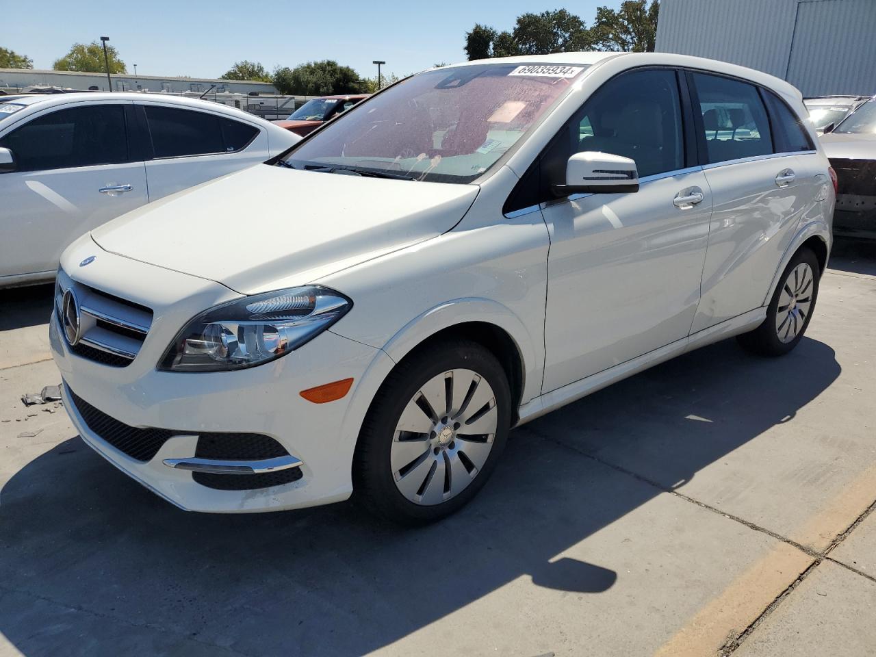 2017 Mercedes-Benz B 250E VIN: WDDVP9ABXHJ015560 Lot: 69035934