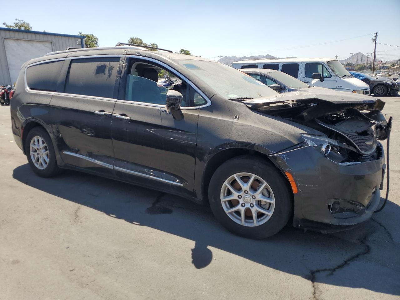 2C4RC1BGXLR140078 2020 Chrysler Pacifica Touring L