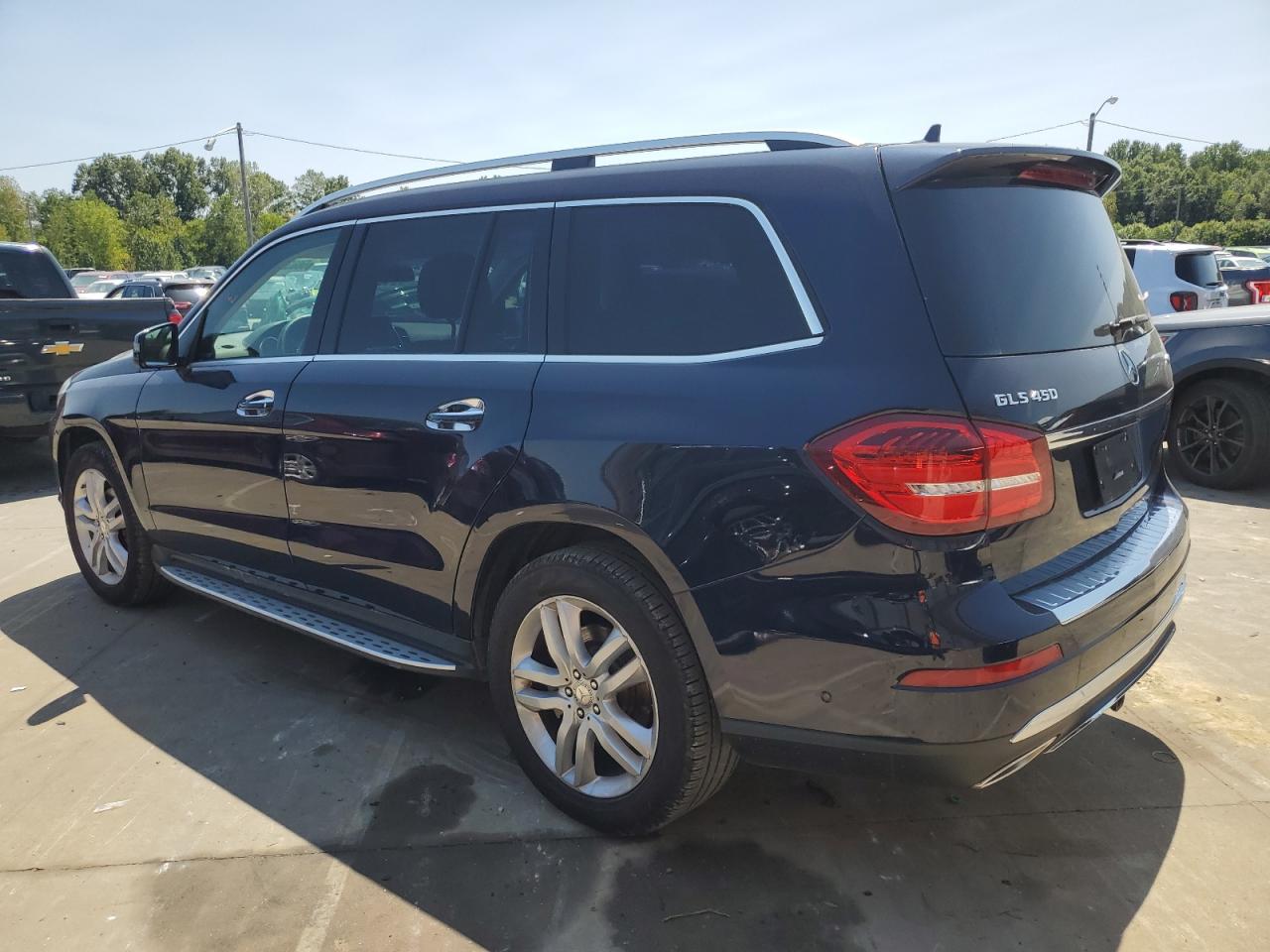 4JGDF6EE1HA890422 2017 Mercedes-Benz Gls 450 4Matic