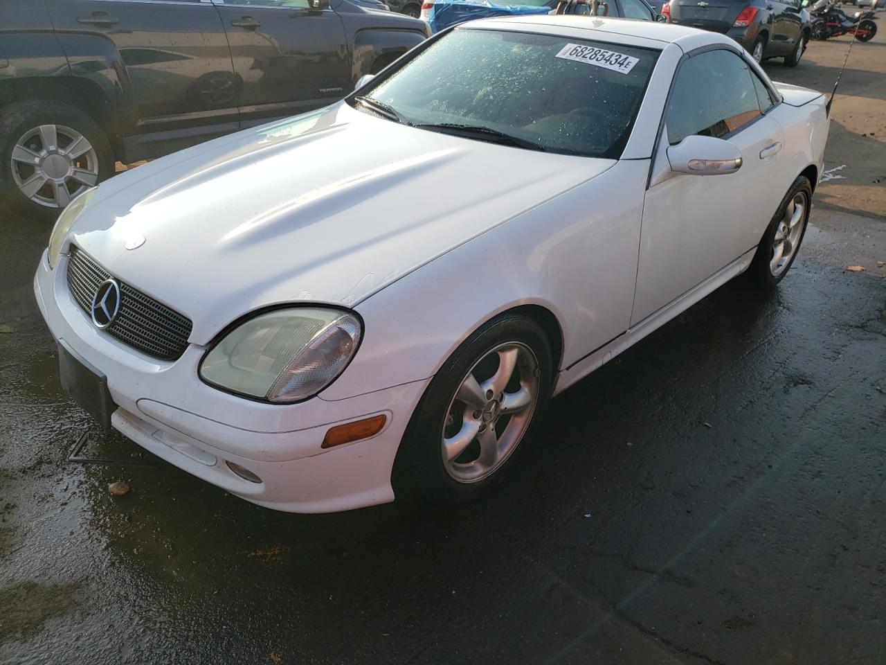 2001 Mercedes-Benz Slk 320 VIN: WDBKK65F81F180960 Lot: 68285434