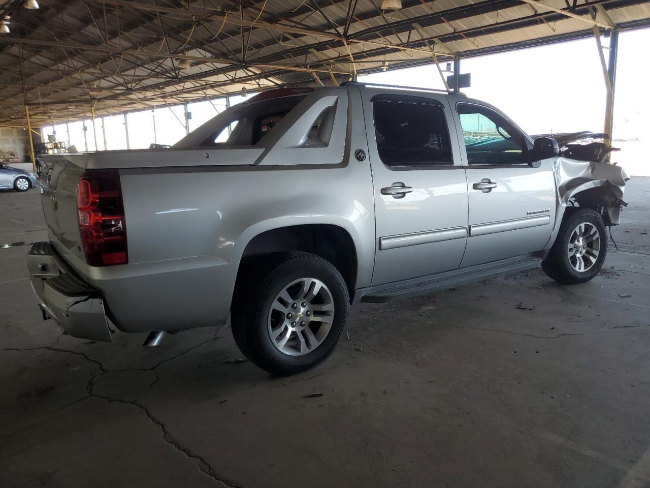 2013 Chevrolet Avalanche Lt VIN: 3GNMCFE03DG308468 Lot: 65951764