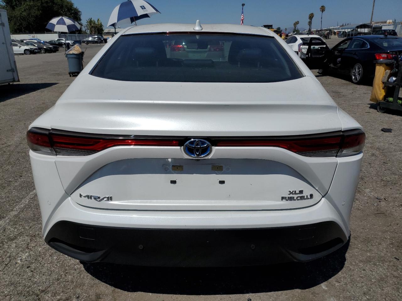 JTDAAAAA6NA005817 2022 Toyota Mirai Le