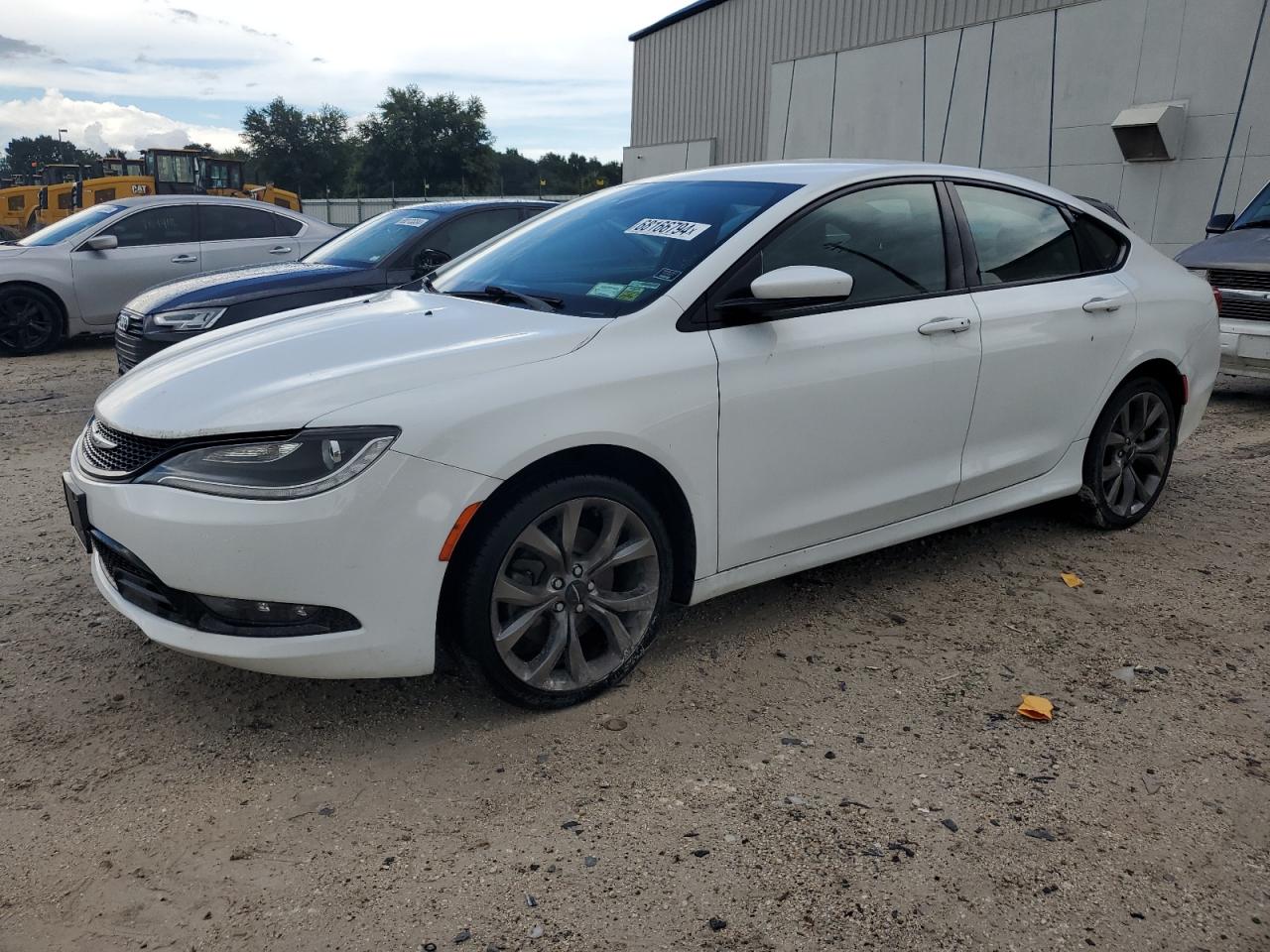 2015 Chrysler 200 S VIN: 1C3CCCDGXFN615815 Lot: 68166794