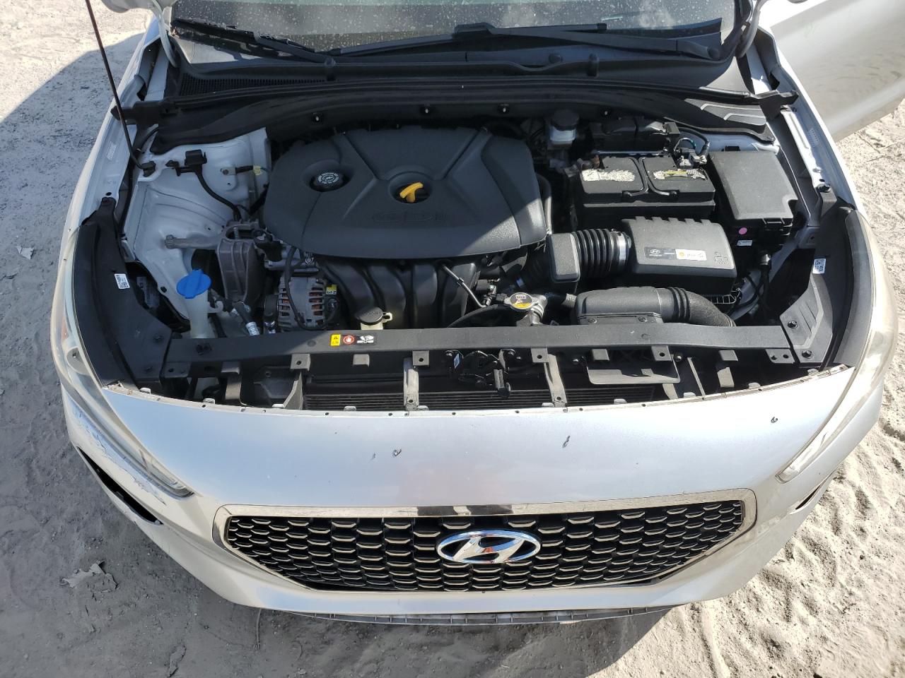 KMHH35LE5JU014268 2018 Hyundai Elantra Gt