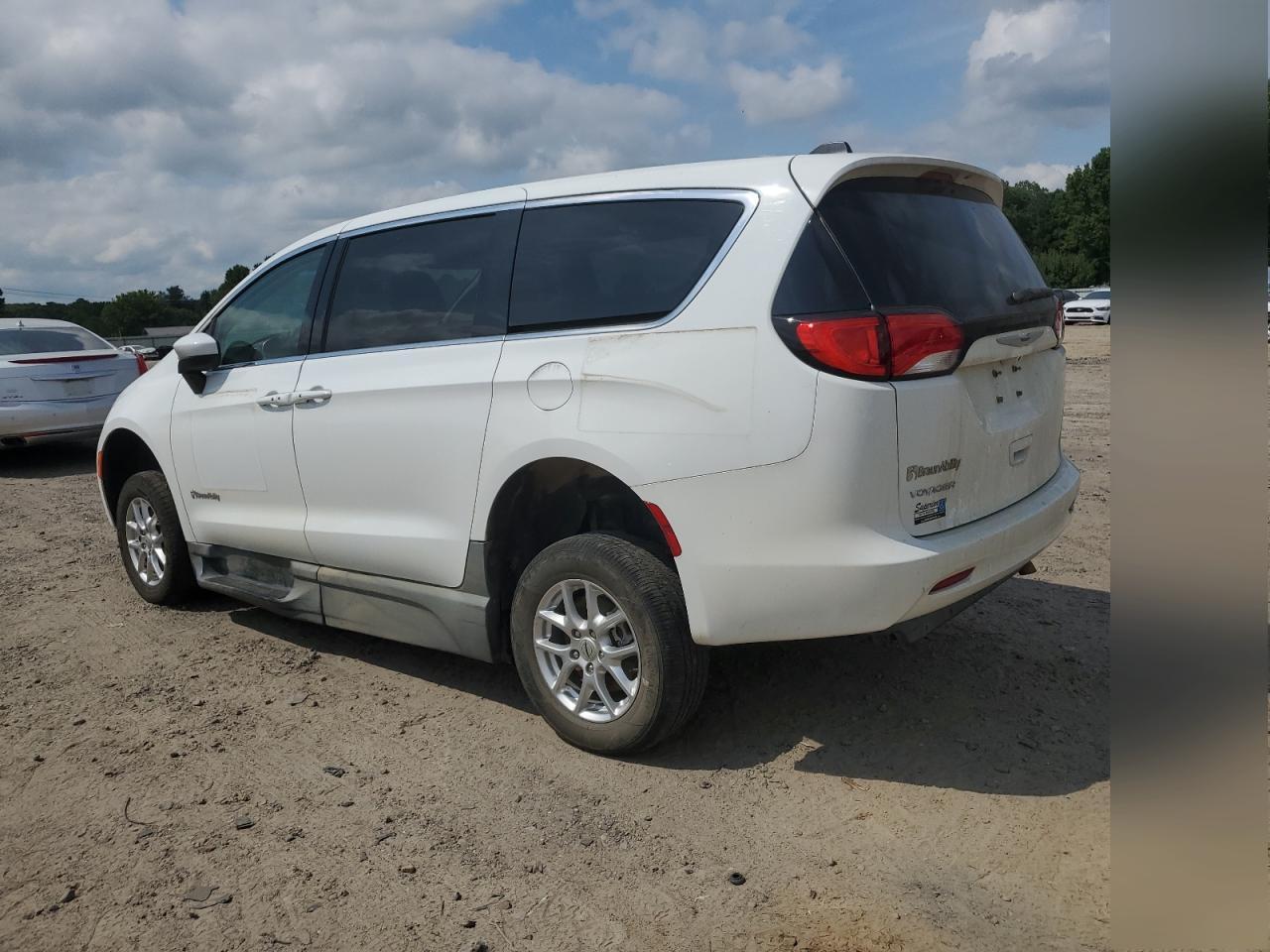 2022 Chrysler Voyager Lx VIN: 2C4RC1CG8NR103743 Lot: 66702234