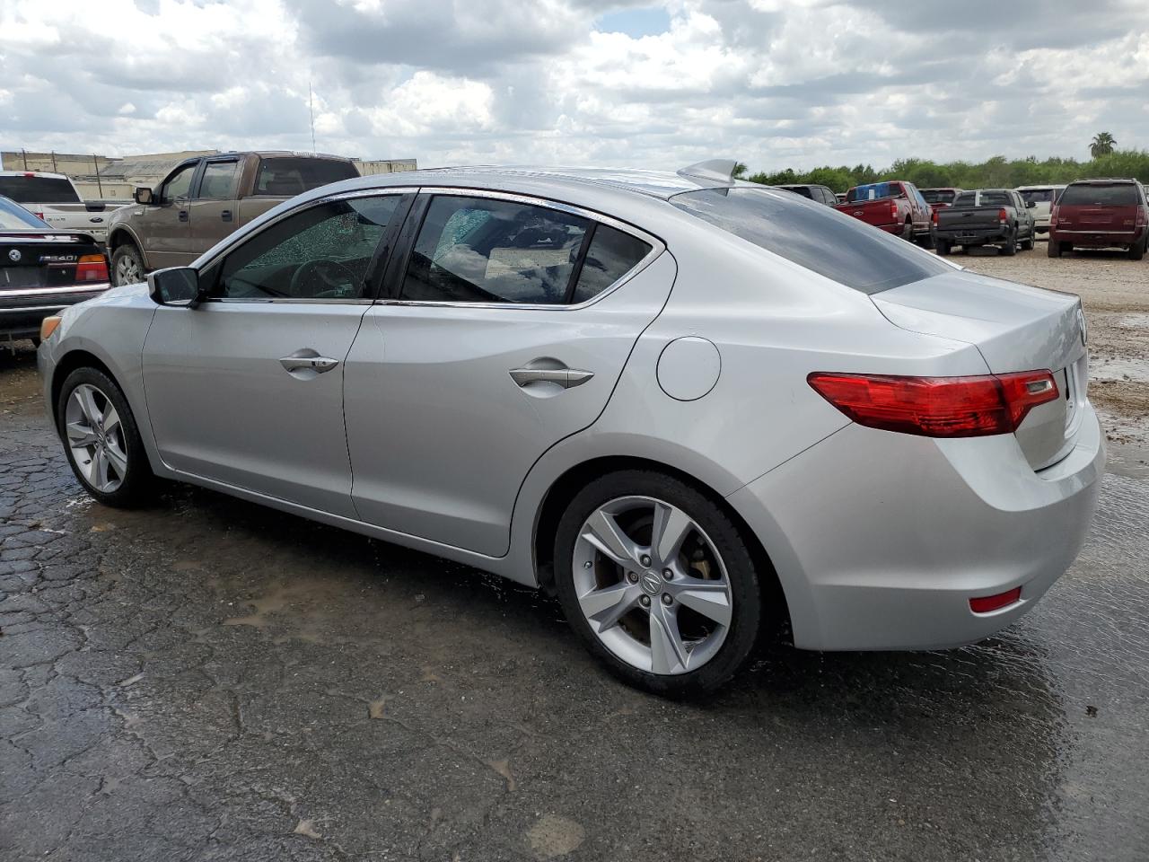 19VDE2E5XDE000306 2013 Acura Ilx 24 Premium