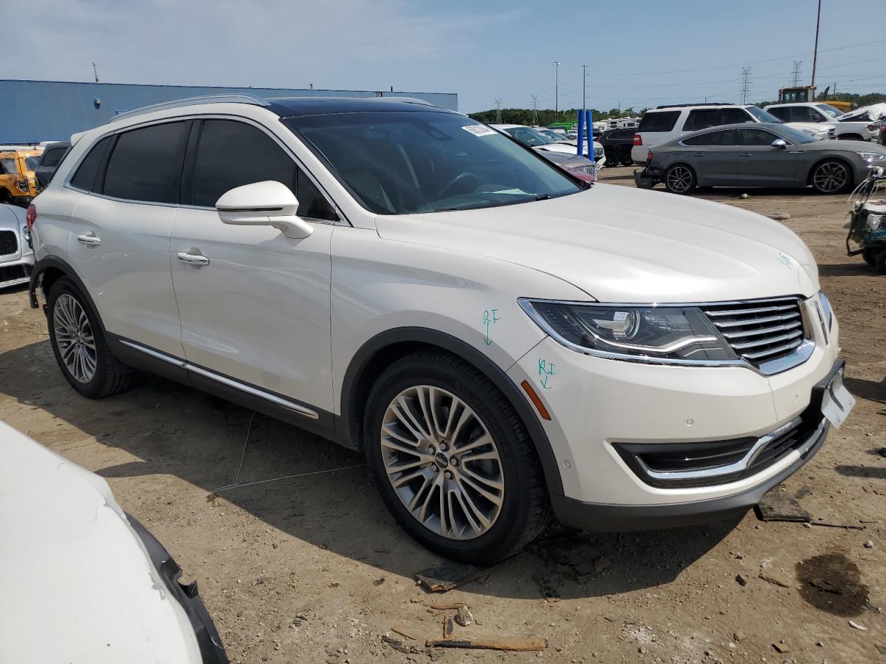 2LMTJ6LP4GBL75937 2016 Lincoln Mkx Reserve