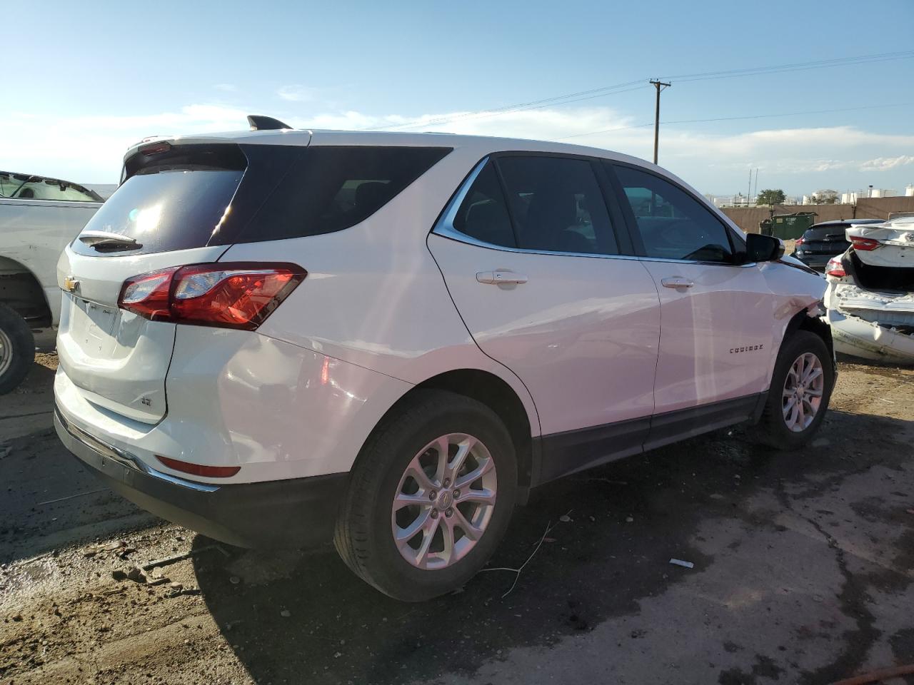 3GNAXJEV5JS555148 2018 Chevrolet Equinox Lt