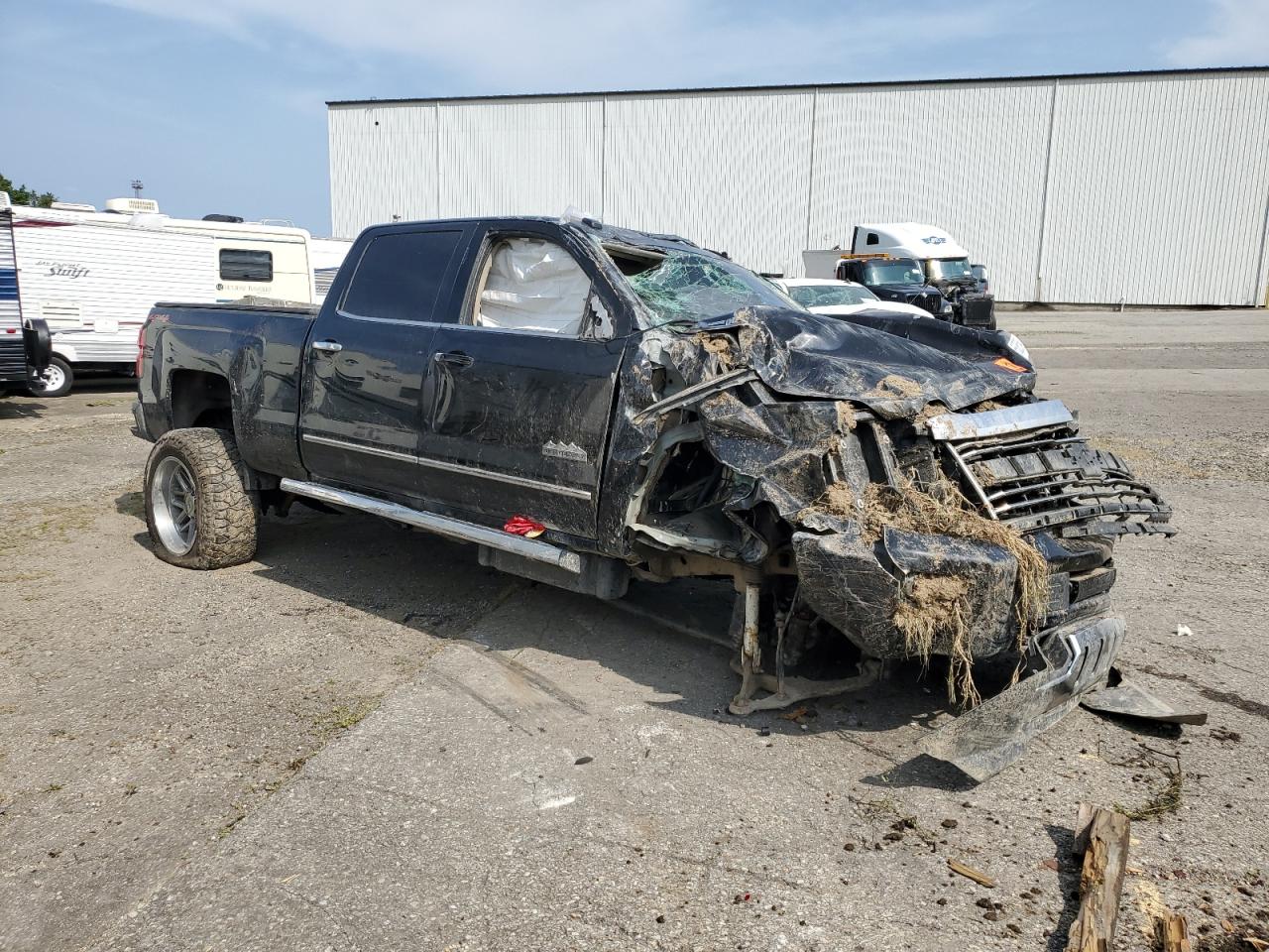 2015 Chevrolet Silverado K2500 High Country VIN: 1GC1KXE8XFF588761 Lot: 66385054