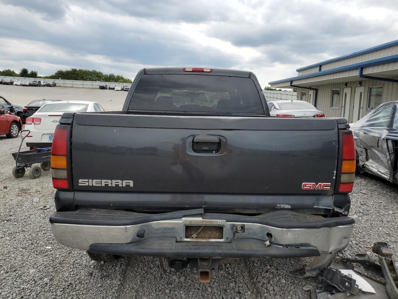 2005 GMC New Sierra K1500 VIN: 2GTEK13T251105002 Lot: 67445724