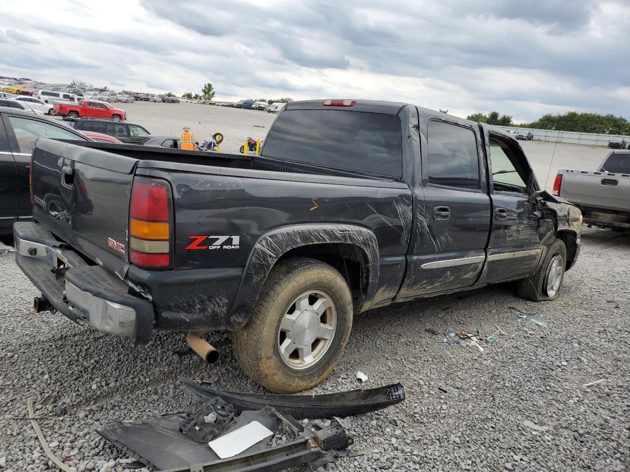 2005 GMC New Sierra K1500 VIN: 2GTEK13T251105002 Lot: 67445724