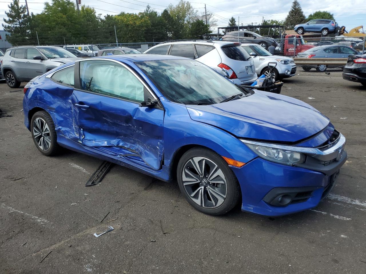 2HGFC3B79JH350898 2018 Honda Civic Exl