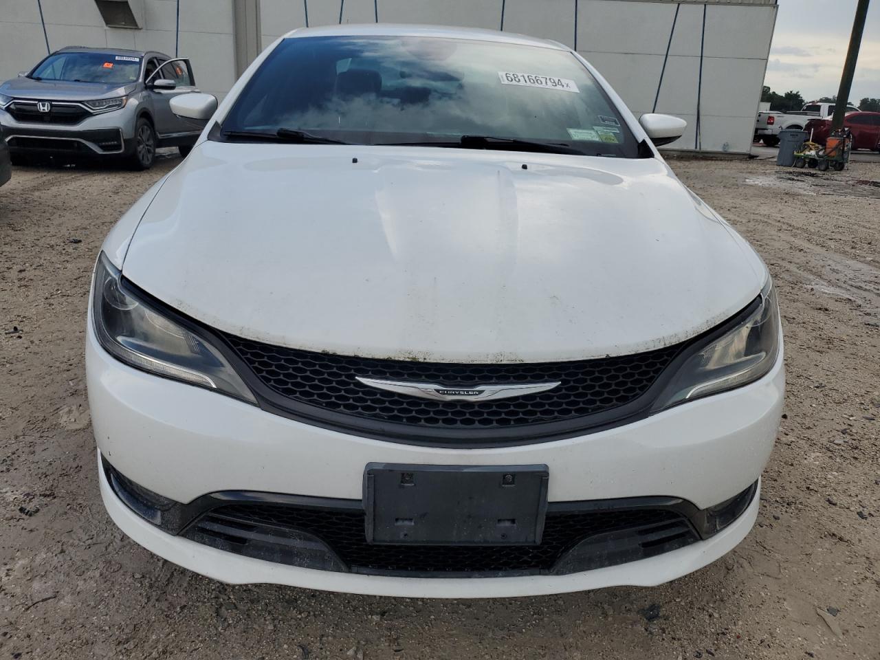 2015 Chrysler 200 S VIN: 1C3CCCDGXFN615815 Lot: 68166794