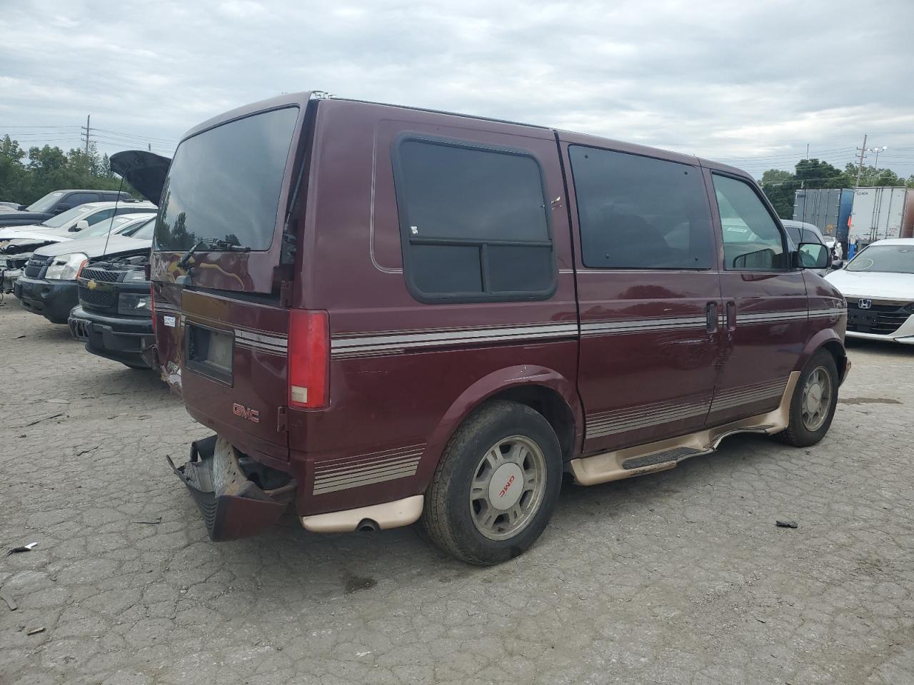 2003 GMC Safari Xt VIN: 1GDEL19XX3B510573 Lot: 68429614