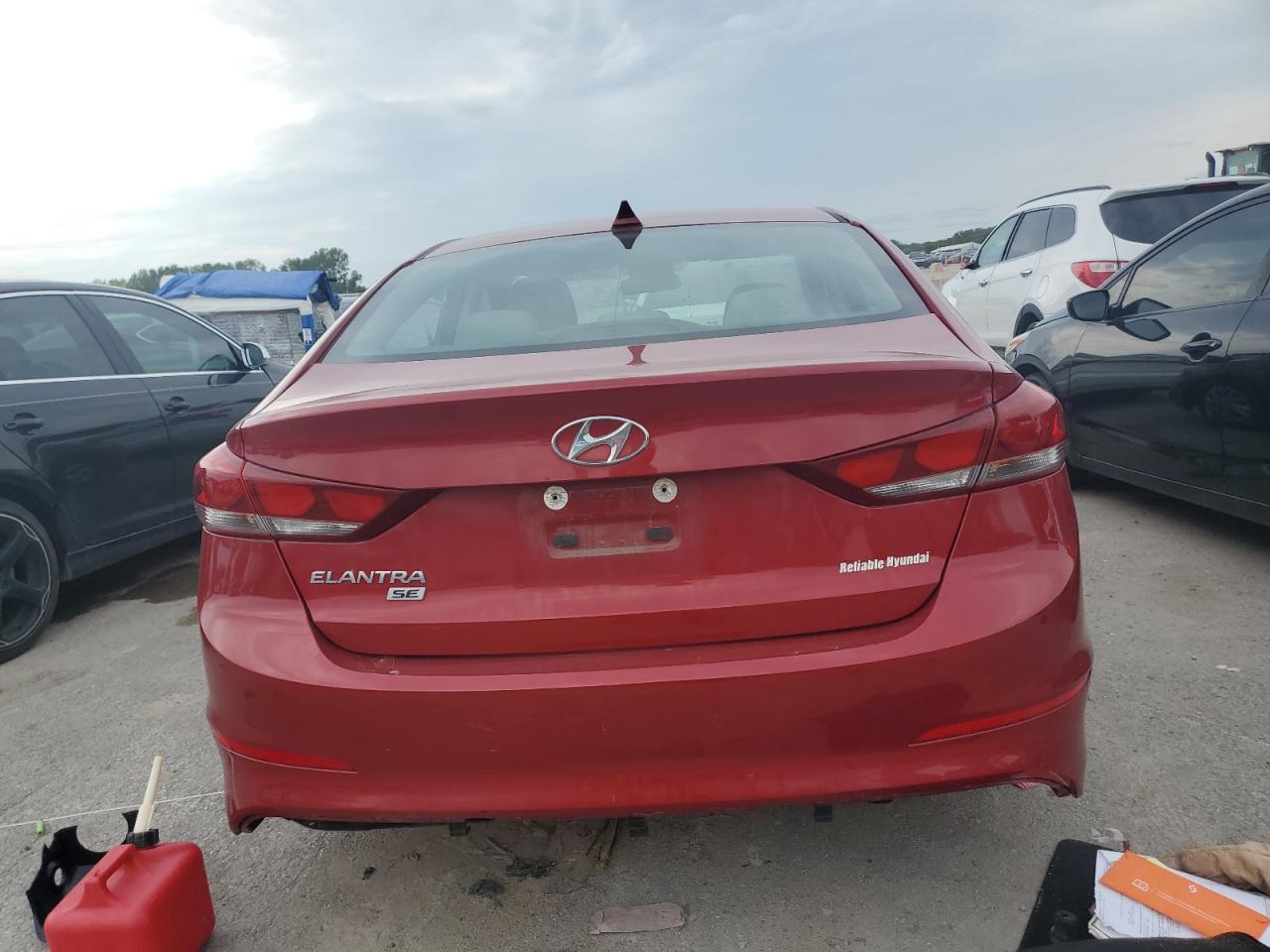 KMHD74LFXHU318857 2017 Hyundai Elantra Se