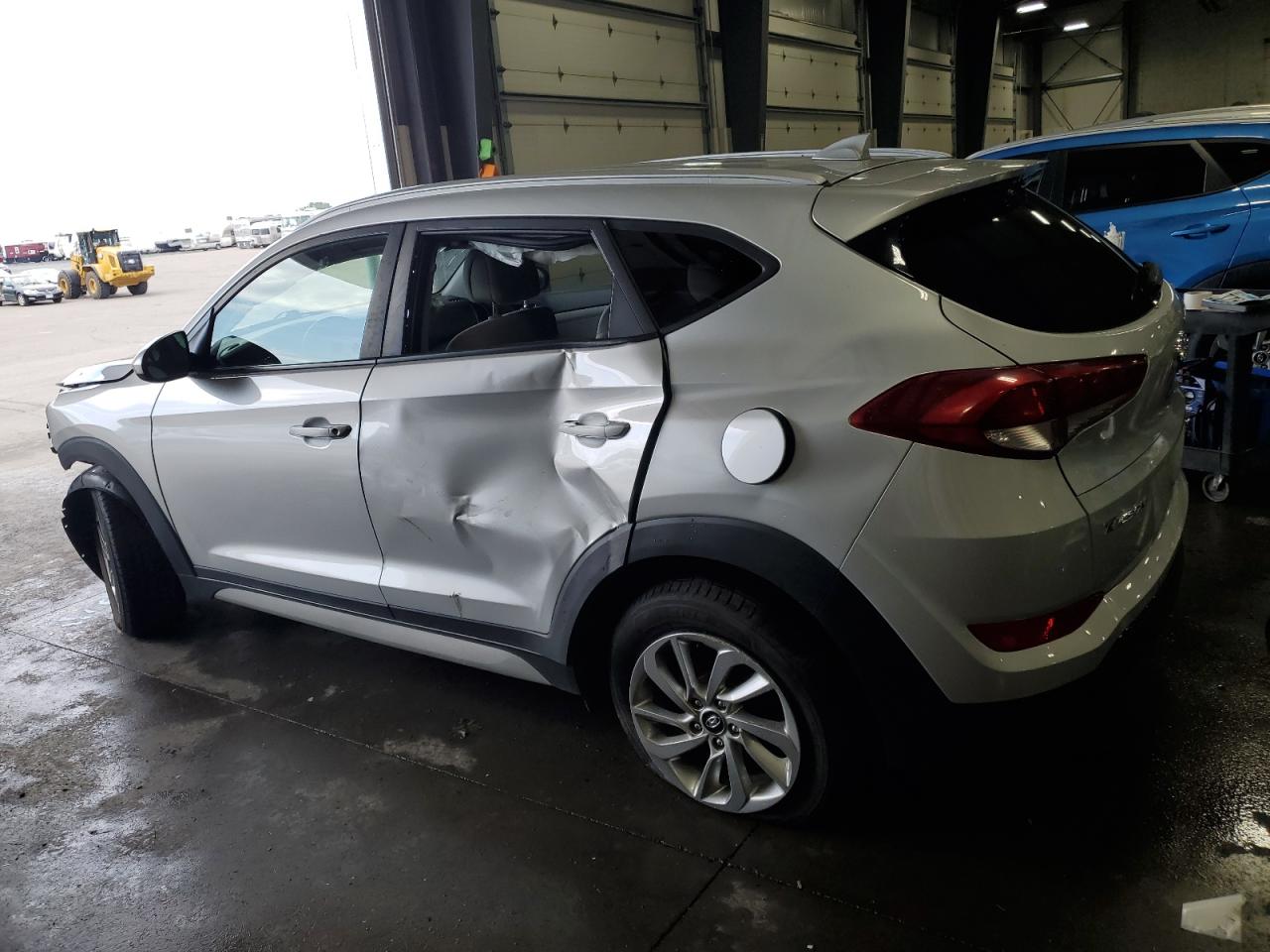 KM8J3CA46JU606651 2018 Hyundai Tucson Sel