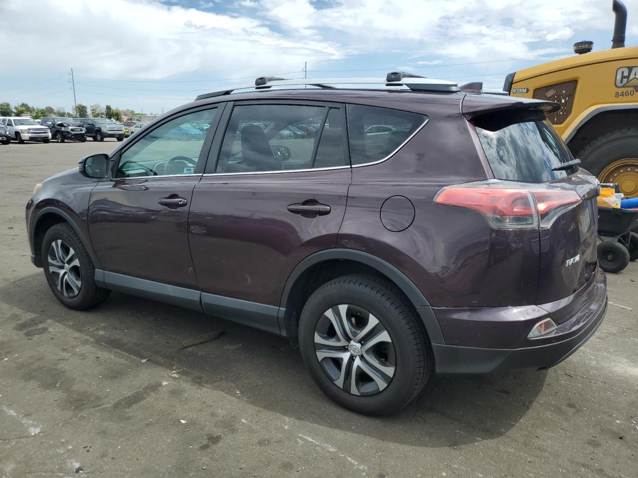 2T3BFREV5GW415207 2016 Toyota Rav4 Le