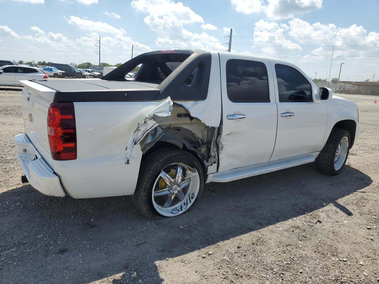 2012 Chevrolet Avalanche Ls VIN: 3GNMCEE0XCG160411 Lot: 69859404