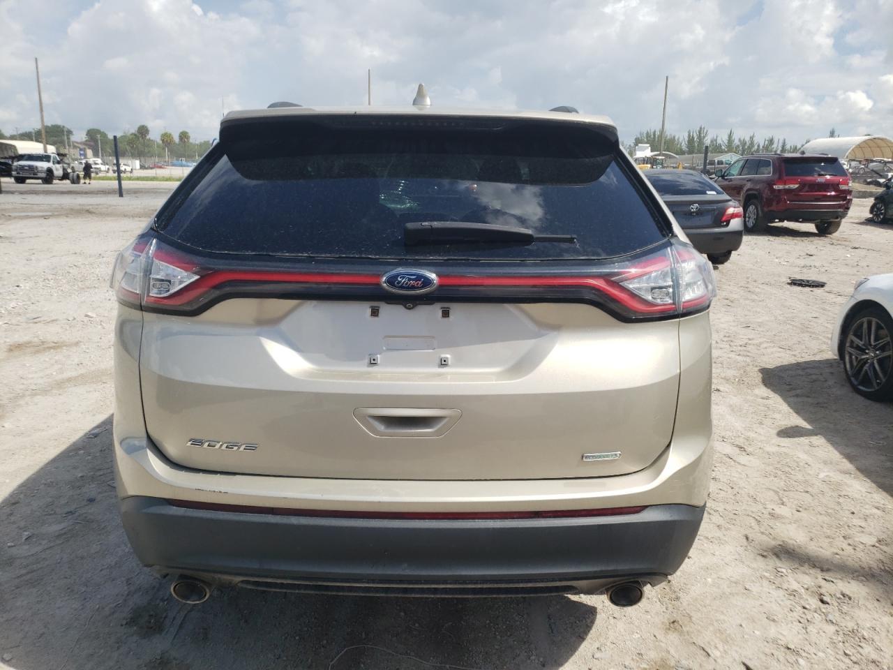 2FMPK3G9XJBB11973 2018 Ford Edge Se