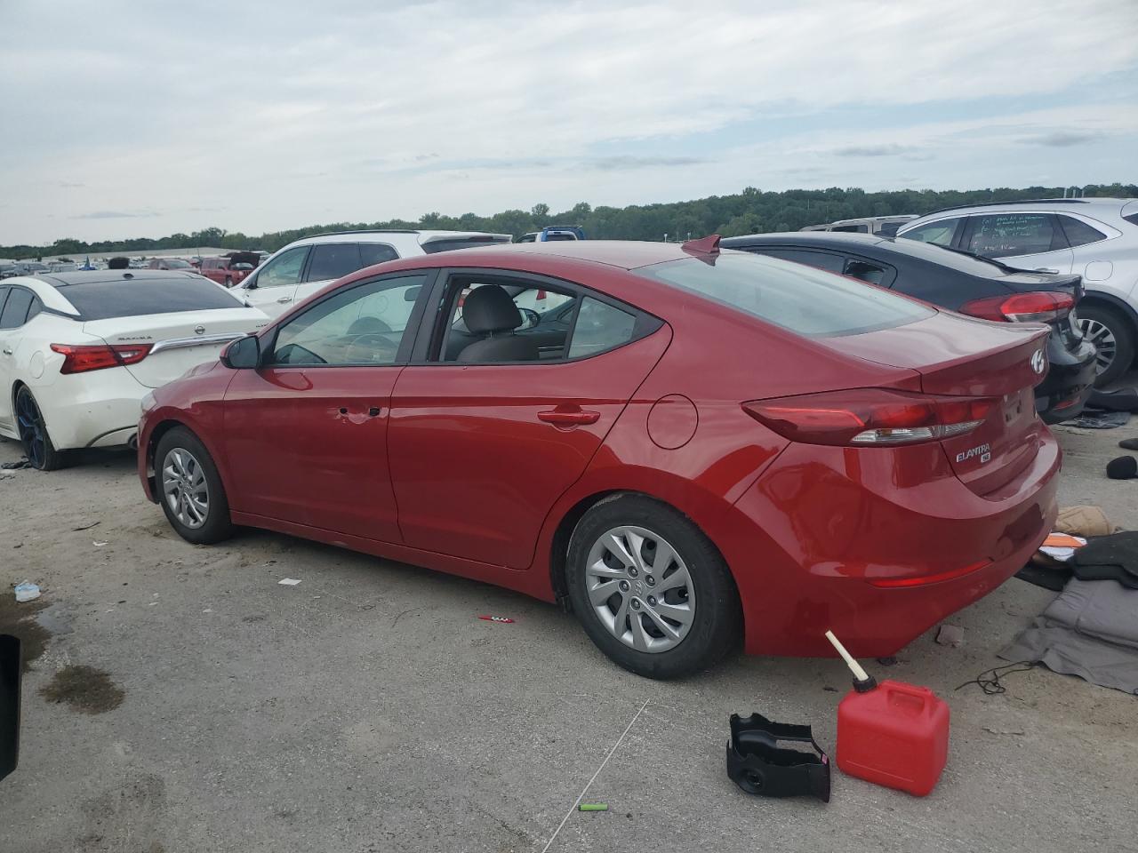 KMHD74LFXHU318857 2017 Hyundai Elantra Se