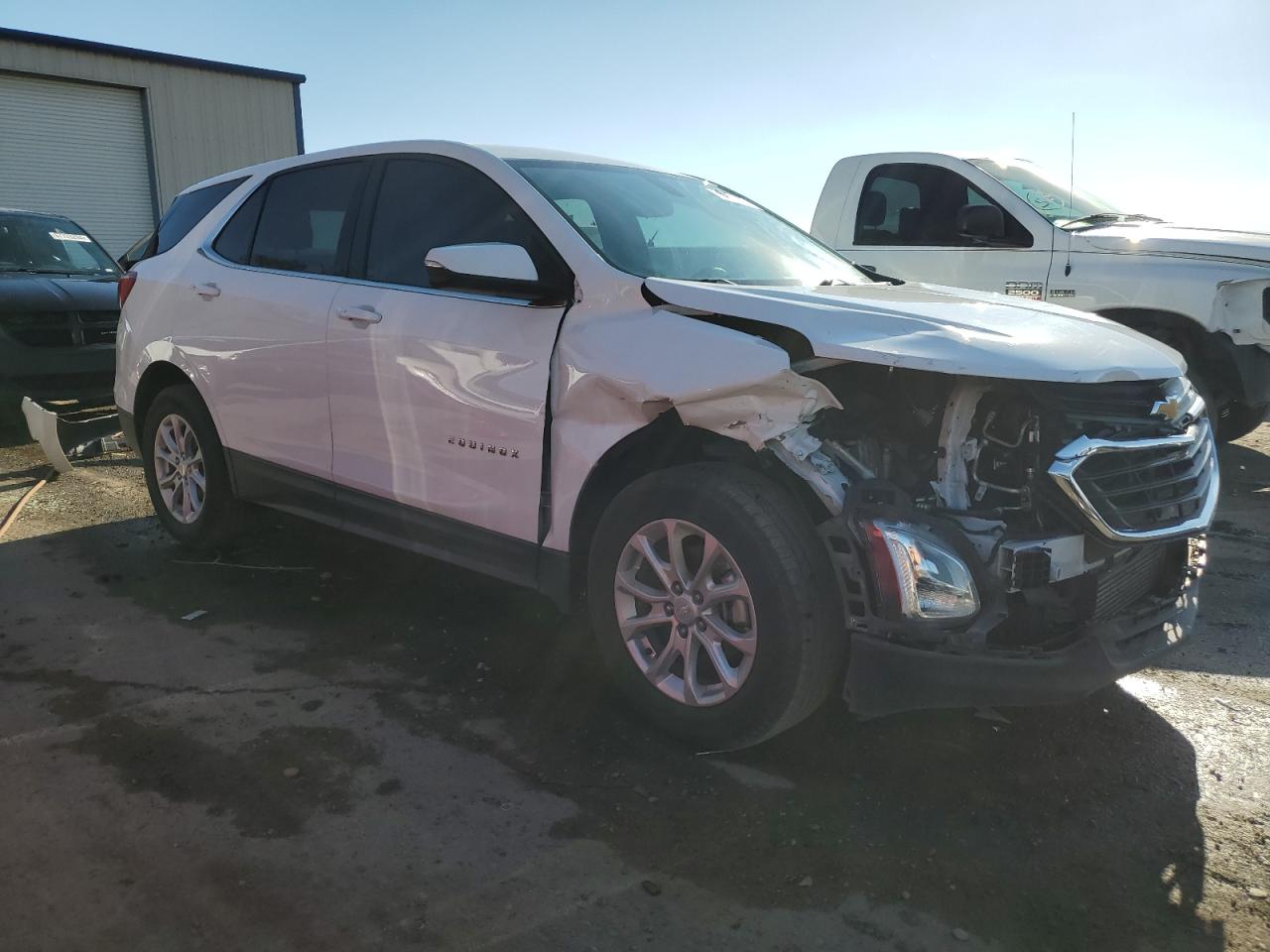 3GNAXJEV5JS555148 2018 Chevrolet Equinox Lt