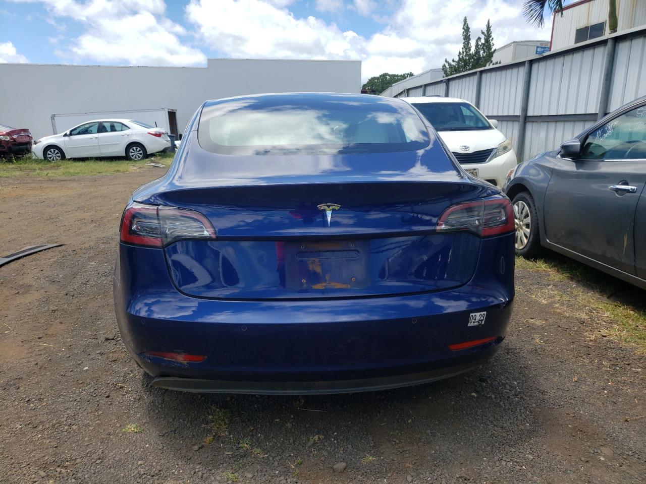 2018 Tesla Model 3 VIN: 5YJ3E1EA9JF155817 Lot: 65236443