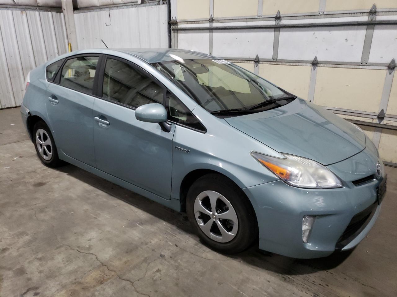 JTDKN3DU6F1996822 2015 Toyota Prius