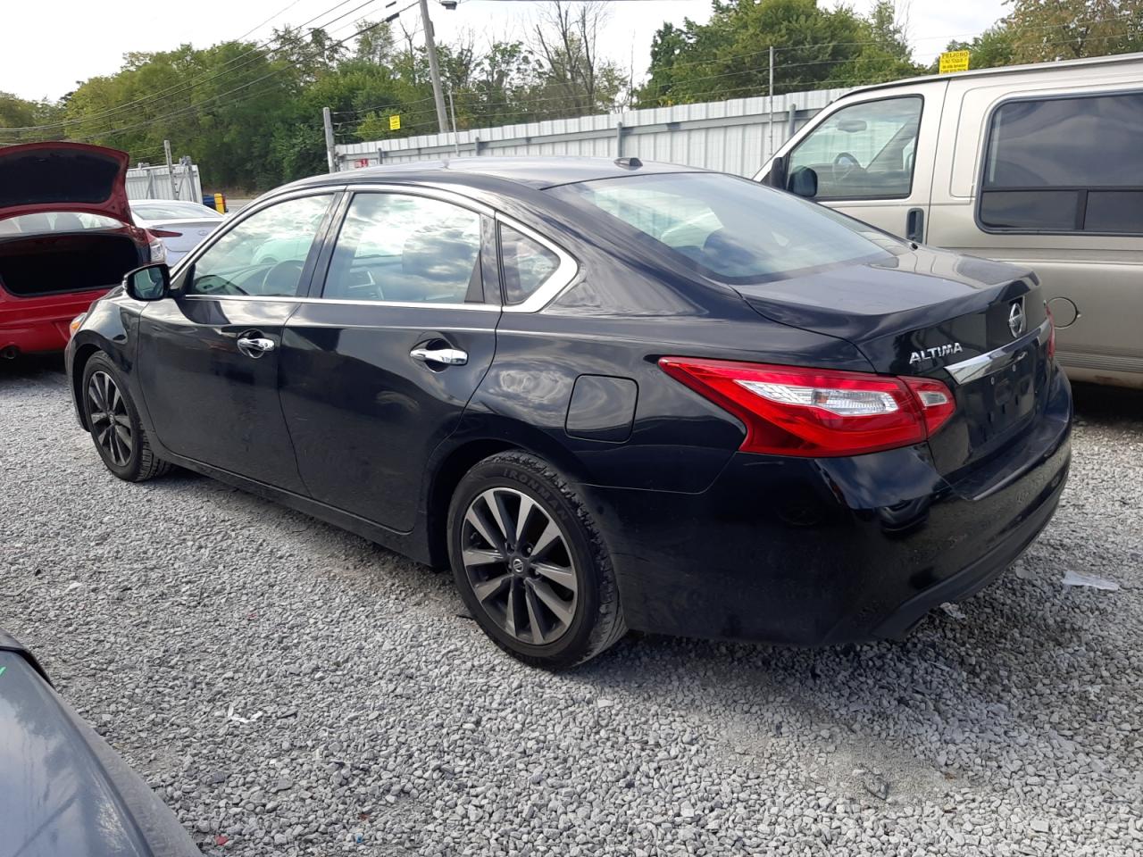 1N4AL3AP1GC150013 2016 Nissan Altima 2.5