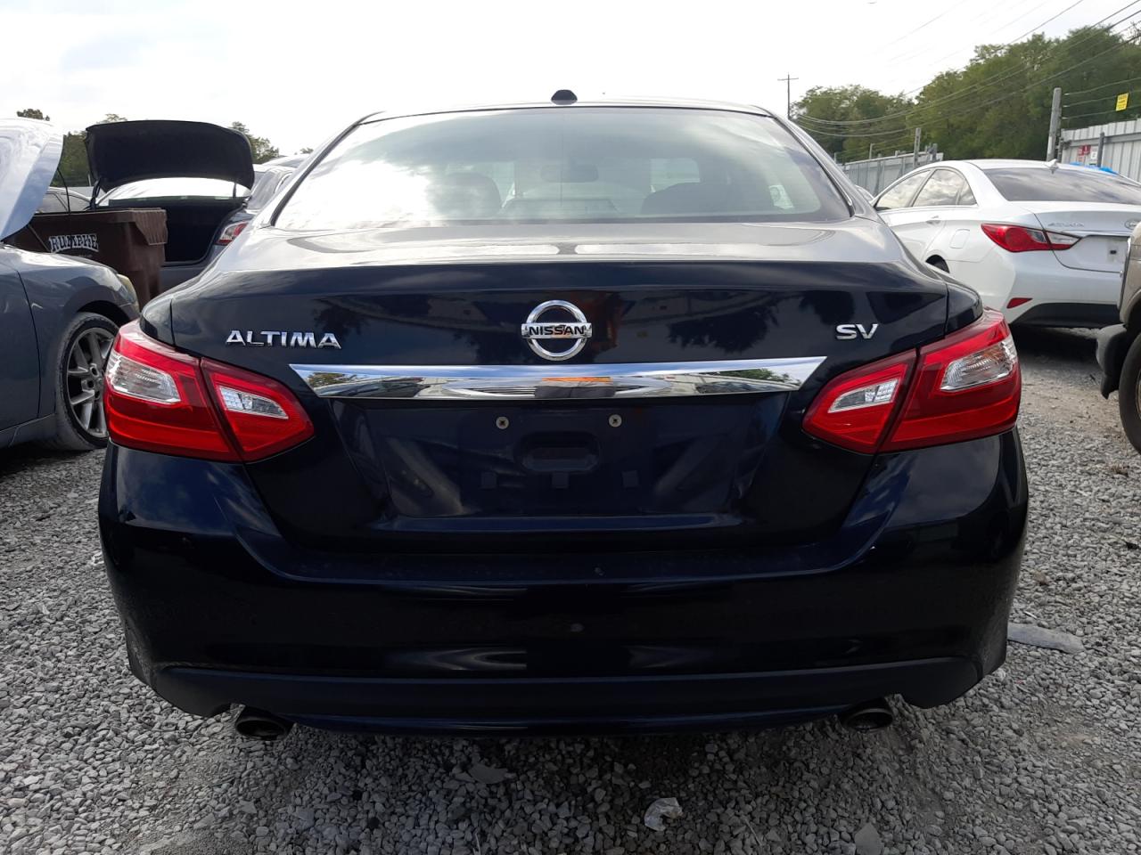 1N4AL3AP1GC150013 2016 Nissan Altima 2.5